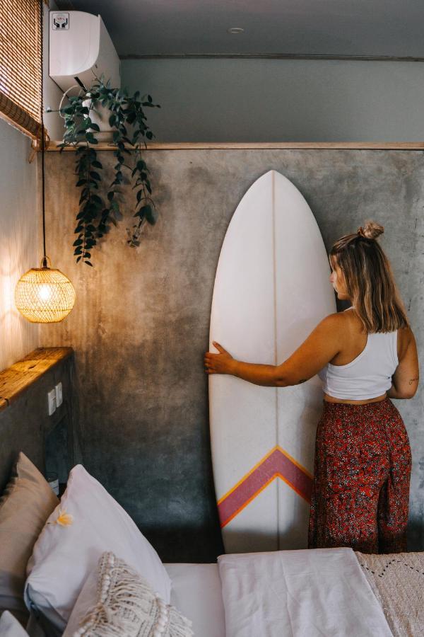 Seaside Tribe - Boutique Surf Stay & Retreat 海神庙 外观 照片